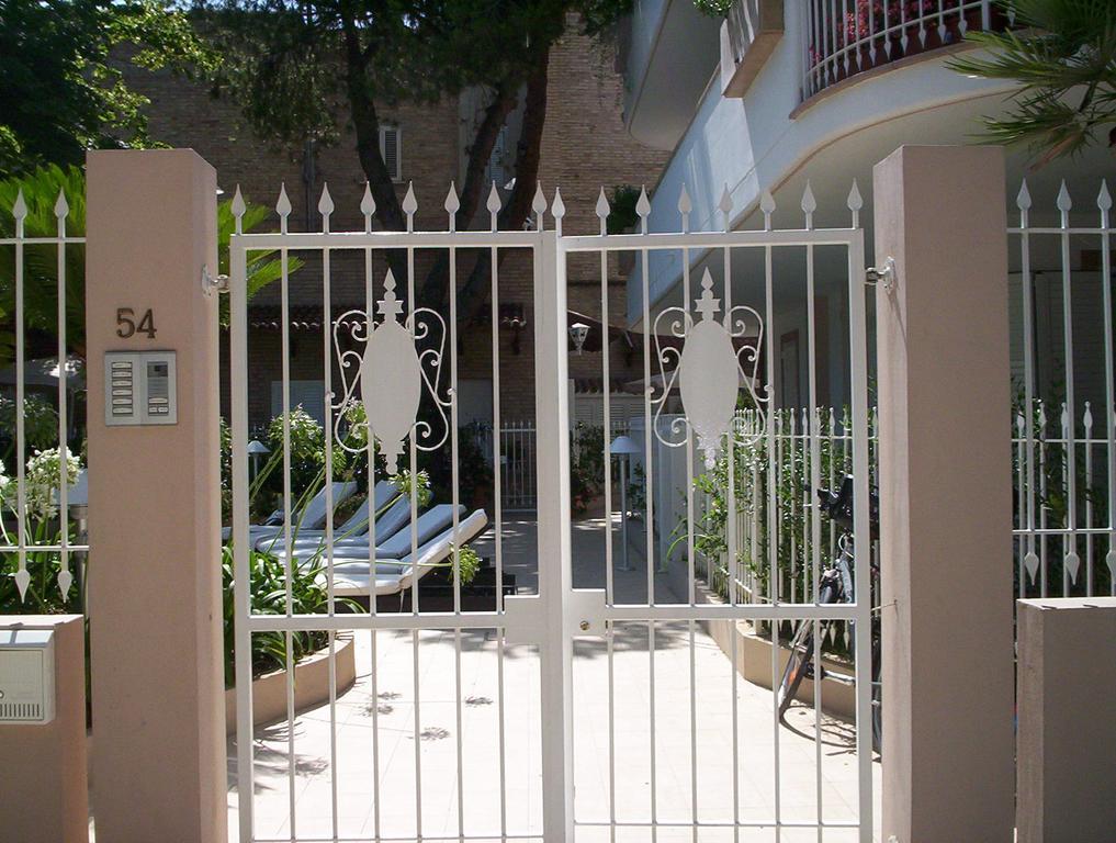 Apartamento Sea House San Benedetto del Tronto Exterior foto